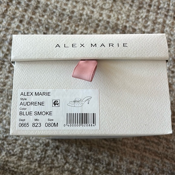 Alex Marie Audrene - Picture 5 of 5